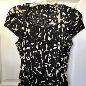 Ann Taylor Top blue black and beige size 8